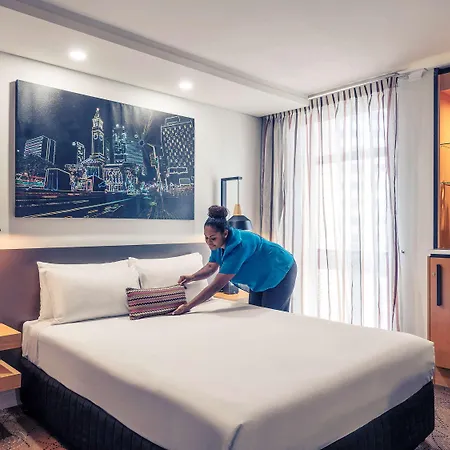 Mercure Brisbane King George Square Exterior photo
