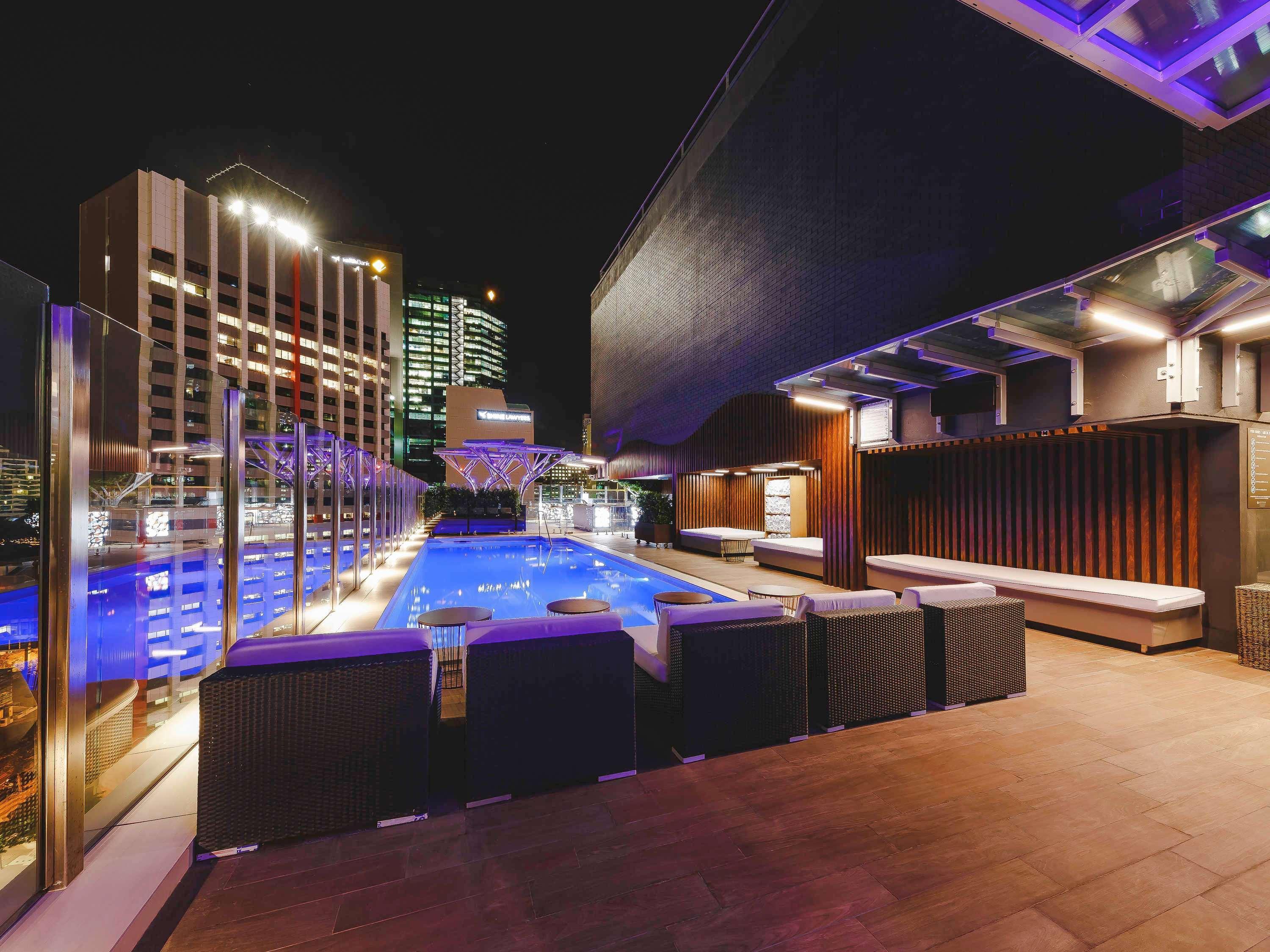 Mercure King George Square Hotel 4*
